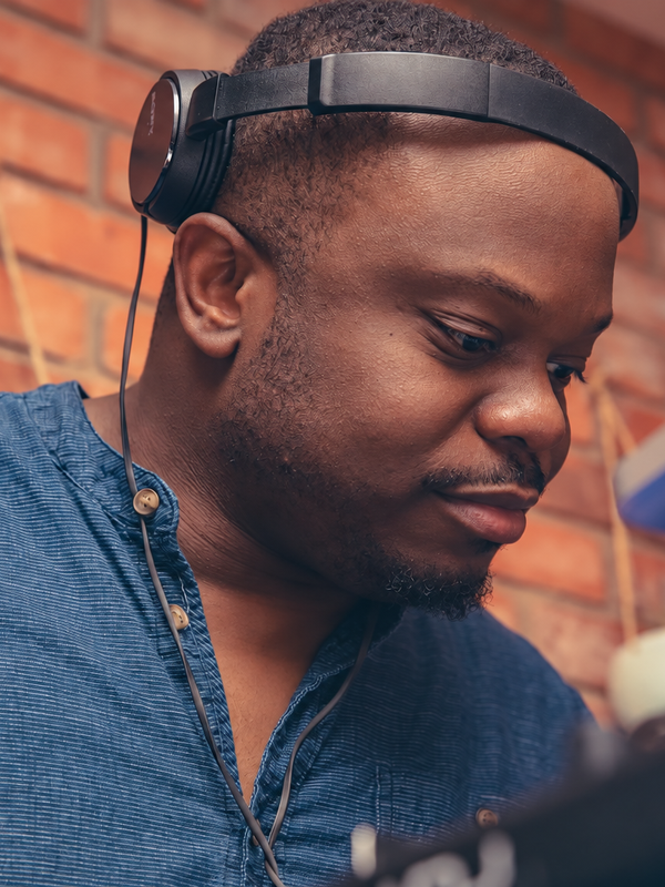 DJ Em — DJ and event organiser